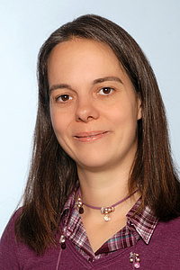 Dr. Nora Neuwirth