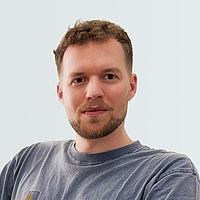 Jonathan Nöstlinger, BA